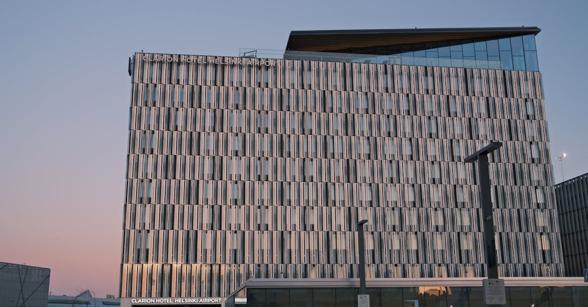 Melbourne Airport hotel — Tullamarine transit stays