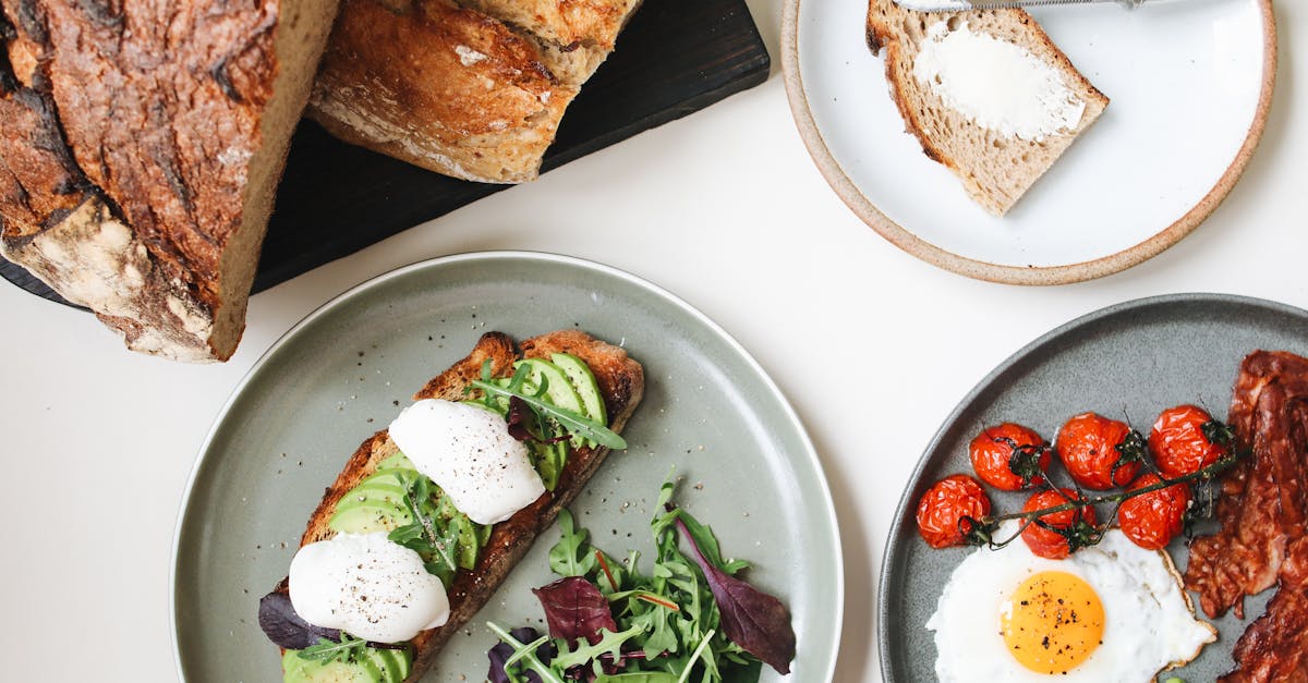 Melbourne brunch — avocado toast and eggs