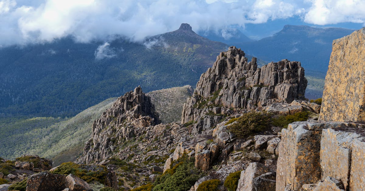 The Grampians — rugged peaks and waterfalls within reach of Melbourne