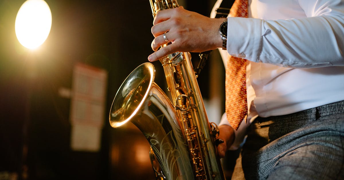 Jazz bar in Melbourne — live saxophonist