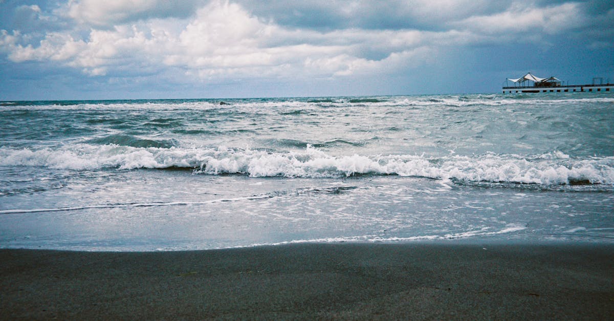 Best beaches Melbourne hero — coastal city beaches