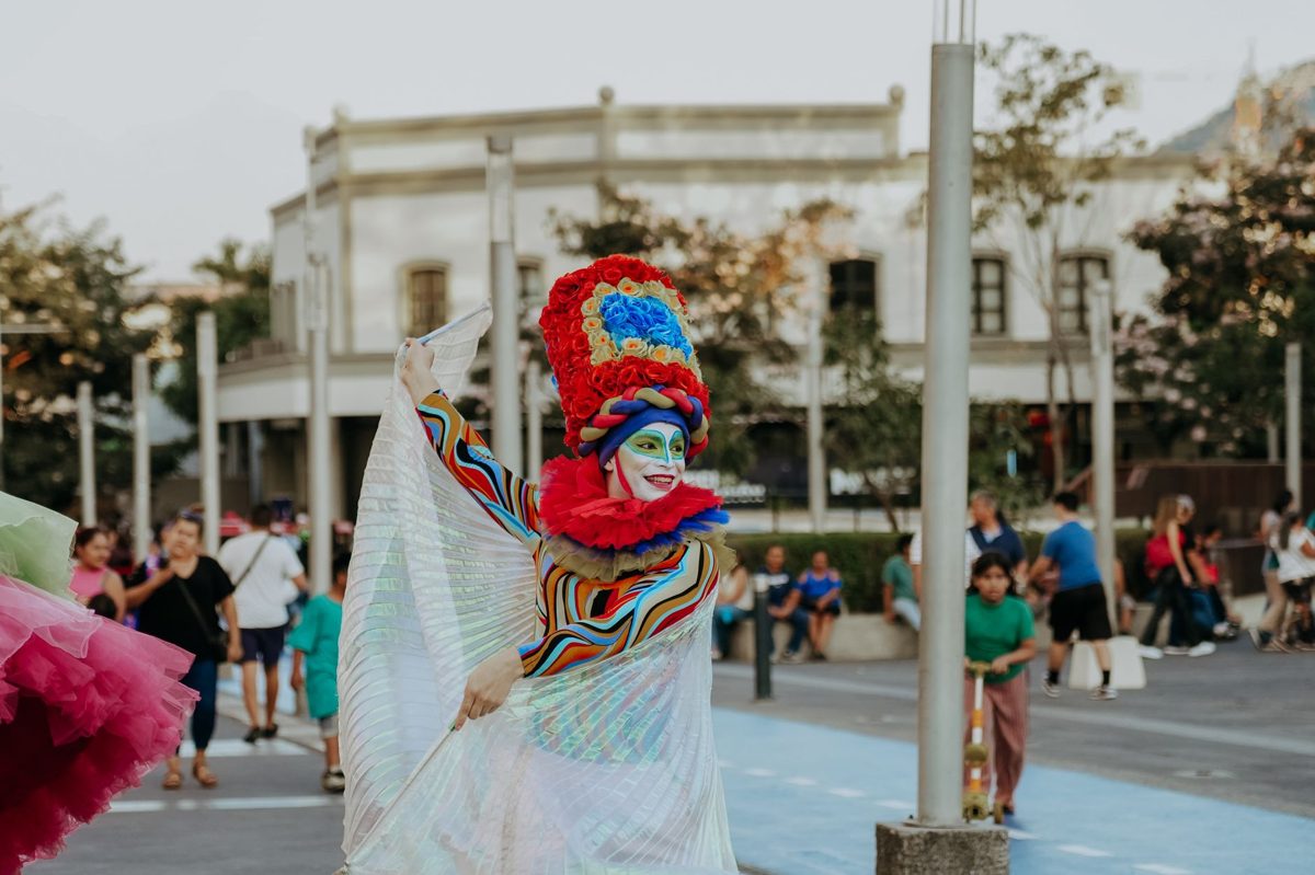A street performer at a festival